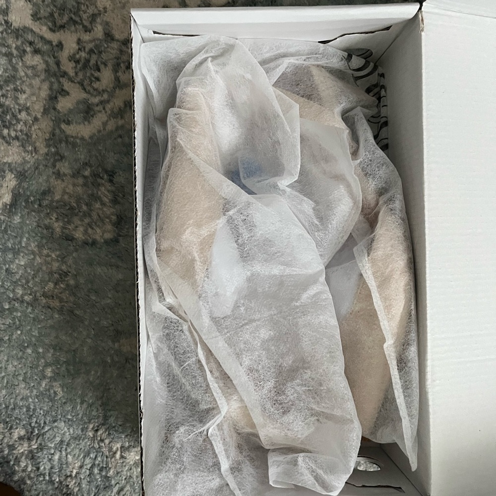 Size 8 Tan heels
